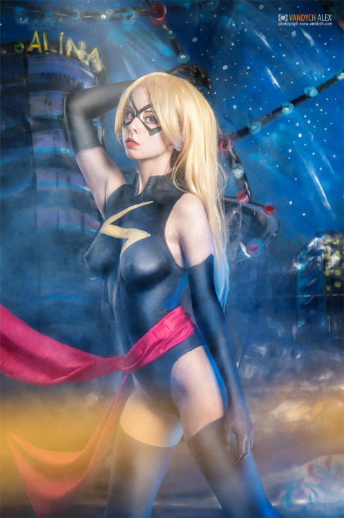 foxycosplaygirls: vandych: Mis Marvel photographer Vandych Assistent: Alina More here www.van