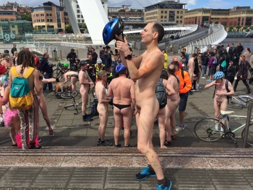 nakednipsfeet:Inaugural WNBR Newcastle 2016 . Great fun Don’t delete your account just yet. &n