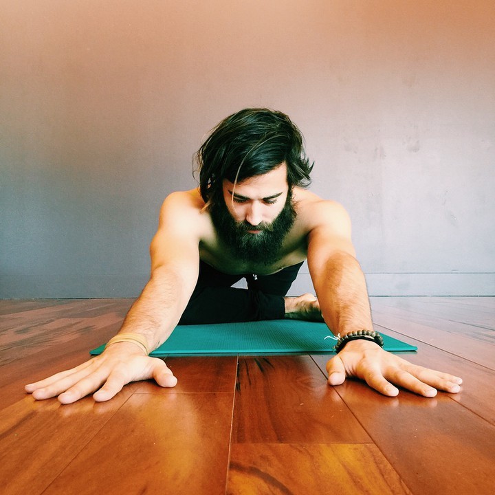 thelastofthewine:  patrickbeach:for day 5 of #pbpractice add pigeon pose to your