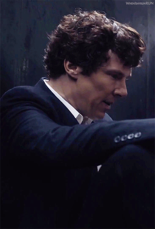 sincerely-chaos:bertilakslady:whenisayrunrun:So HOTAt times I found Benedict almost distractingly be