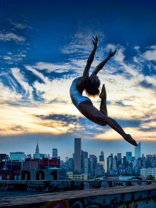 Dance & surf