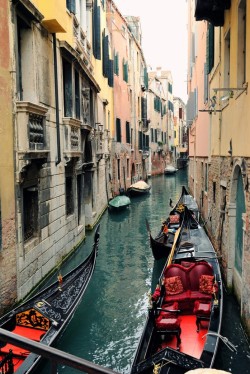 chictravelideas:  Venezia - A City Of Love!!!