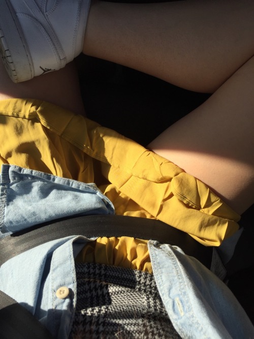 nevillles:Yesterday looks i love yellow