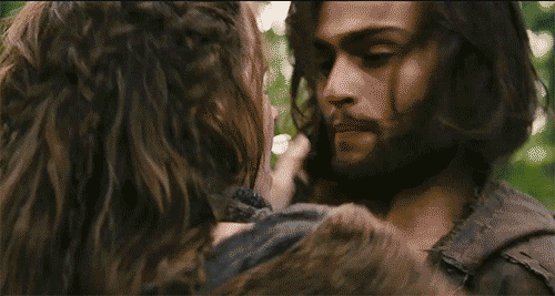 ohwtsons:  Ila and Shem kissing in Noah 