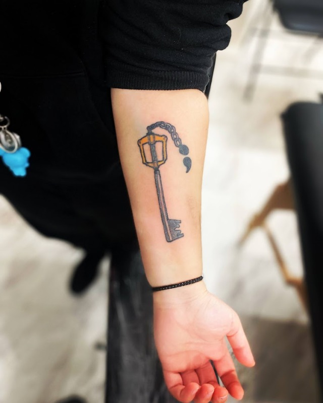 Oathkeeper and Oblivion Tattoos  Kingdom hearts tattoo Tattoos Keyblade  tattoo