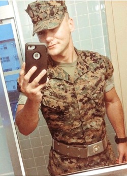 txcwbysexy:  jeffandnateapproved:  chettbro:  USMC “Cali Dreaming”  Jeff &amp; Nate Approved! 🇺🇸👍🏻  Dreamy