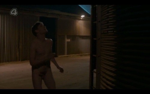 jsuavazblog:Billy Howle en la serie Glue.