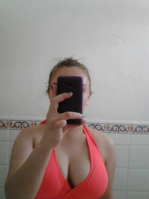 cigsex:so I went to the beach and it was too hot so I just