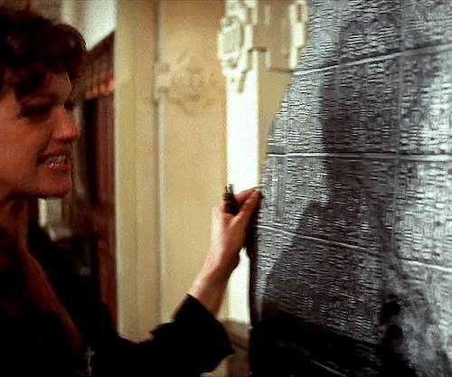 RACHEL WEISZ As EVELYN CARNAHANTHE MUMMY (1999) Dir. Stephen Sommers