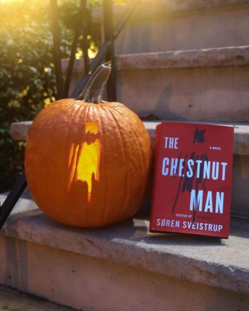 Happy Halloween from Harper Books! We made a #bookolantern for #TheChestnutMan by #SorenSveistrup to