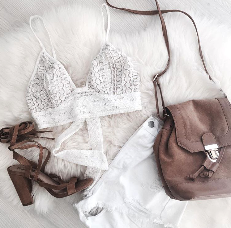 classy-lovely:  Lace Top Sandals 