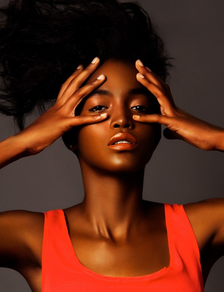 lindsaylohanforungaro-deactivat:  Genesis Vallejo Mota (5’10) @ Select Model Management