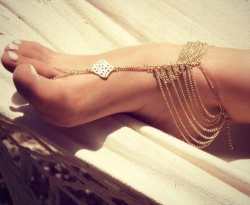 melodia-do-coracao:  jewellery on We Heart It - http://weheartit.com/entry/53660311/via/ClassyBitch97