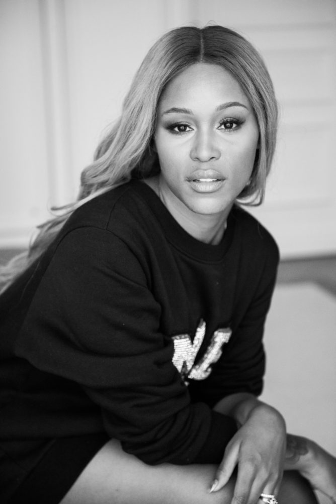 queensofrap:  Eve x Coveteur