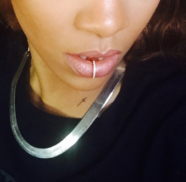 yeezys-girl:  Rih
