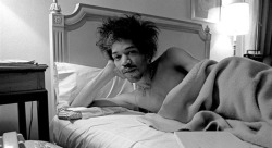 metal-attack:  Jimi Hendrix by Roz Kelly in bed at the Drake Hotel in New York, 1968. 