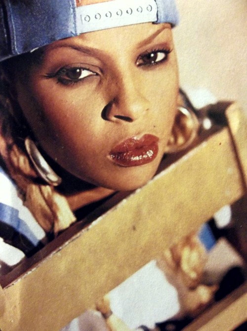 DECEMBER 3 - MARY J. BLIGEKnown as the “Queen of Hip-Hop Soul”, Mary J. Blige helped bri