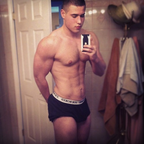 faggotdreams:  From the archives.