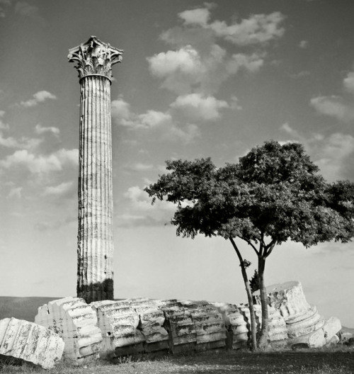 arsvitaest: Herbert List, Temple of Olympian Zeus, Athens, Greece, 1937via the-garrincha-u