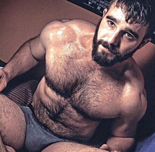 daddyandcubby2:  What a handsome fuck