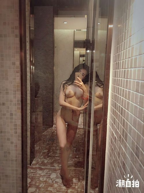 myrealwife1989: My real hot wife. 风骚老婆的自拍。