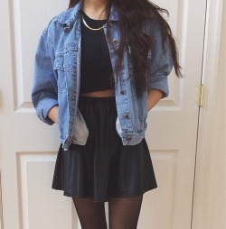 cuhntt:  This is the cutest outfit