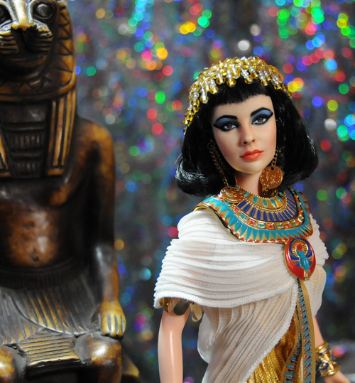 https://www.ebay.com/usr/ncruz_doll_art Bid now on Elizabeth Taylor as Cleopatra! This repainted and