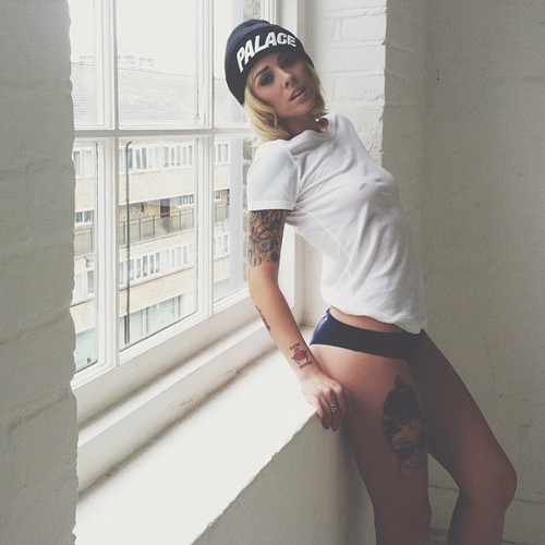 stunninginkedbabes:  stunninginkedbabes