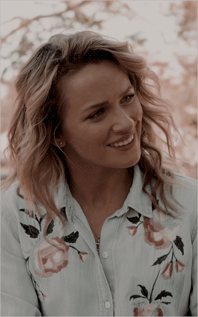 Shantel Vansanten 9d0611da7a927678f112d9e42acb54bb7ad02142