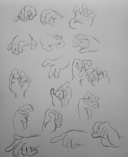 piierogi:  Doing some hand studies and a