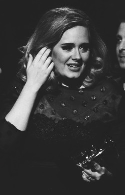 laurieblueadkins:  60 pictures of Adele because