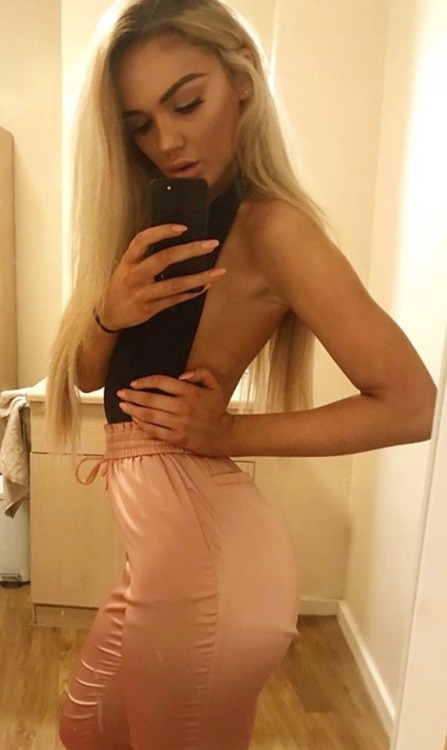 cutegirls2018: Molly Gould
