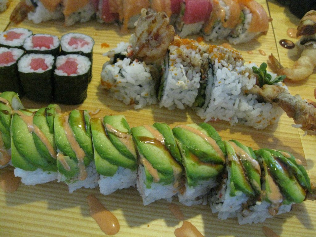 hearts-of-light:  So much sushi :) source: http://imgur.com/a/jof6U
