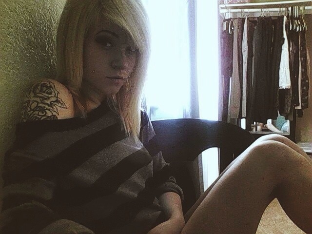 drythroats:  To anon who wanted to see a blonde Brittany! 