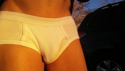 bigbroth4u:  Tighty whities turn me on.Think