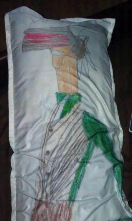 smellestine:  beesmygod:  shmegmaprincess:  You know that feeling when you wake up in the morning next to someone you love? I understand now.  you did it, you actually fucking did it  SARAH  OH MY GOD