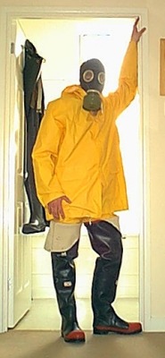 rubbvigo:  guysinwaterproofsandrainwear:  Yellow Waterproofs 10Suiting up in my two-piece Yellow Waterproof Suit with Black Rubber Chest Waders hanging ready and decided to go for the Black Century 2000 Rubber Thigh Waders  Ohhhhhhh chestwaders