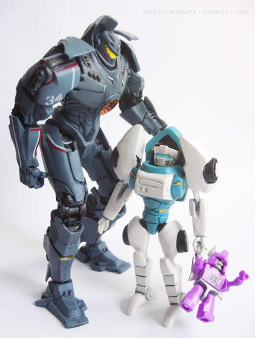 uniformshark:  Proud Robot Daddy