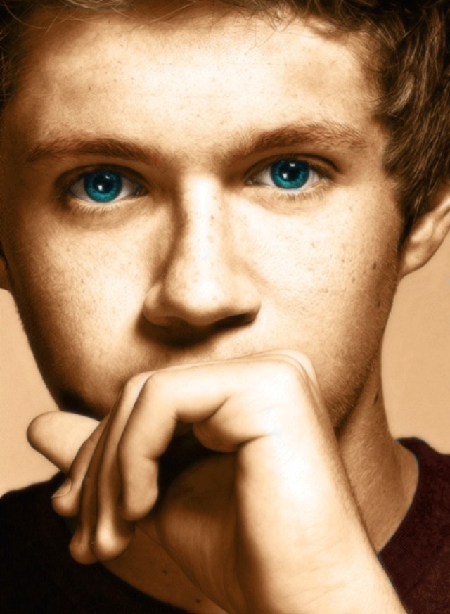 1dfanfictorforever:  I know that people are certain “girls&quot; but come on