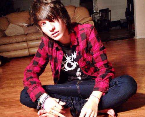 sceneboysonly:  Johnnie Guilbert!
