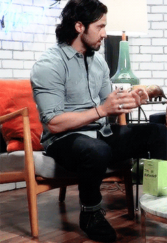 ventimigrillo:    Milo Ventimiglia (being cute as fuck)↳ The Elite Daily Show (2016) 