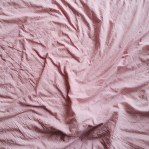 waterylilies:  i ♡ my bed 