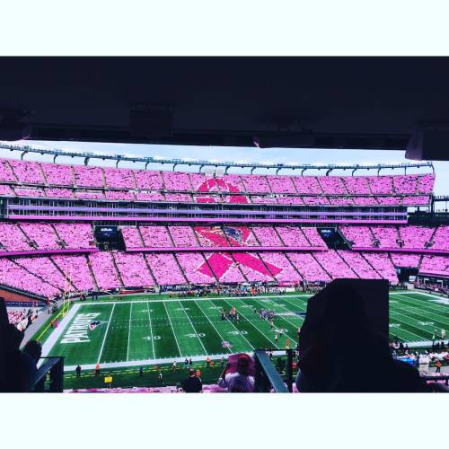 #gillettestadium #breastcancerawareness #breastcancerawarenessmonth #acrucialcatch #pink #patriots #