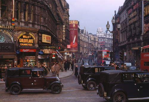 Лондон, 1949 годLondon, 1949