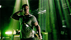 misha-bawlins:  rainbowslinkyy:  johnmitchelled-archive-deactiva: If archer shoots