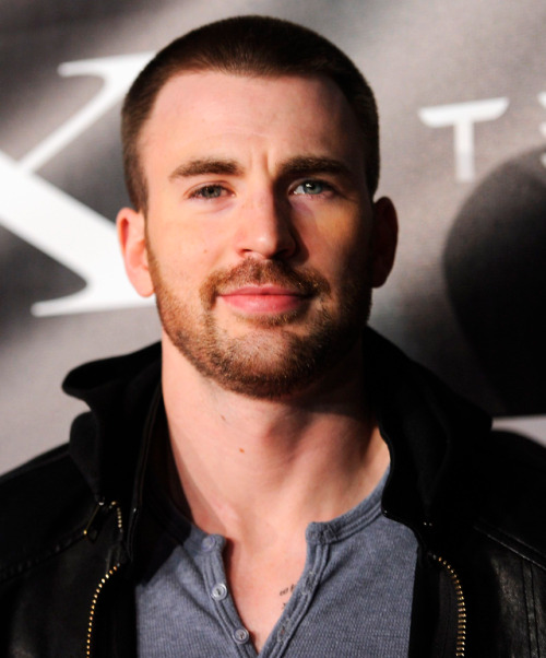 Chris Evans at a Tesla event, 2012