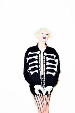 walnutwax:  LOU BONES BY WALNUTWAX 