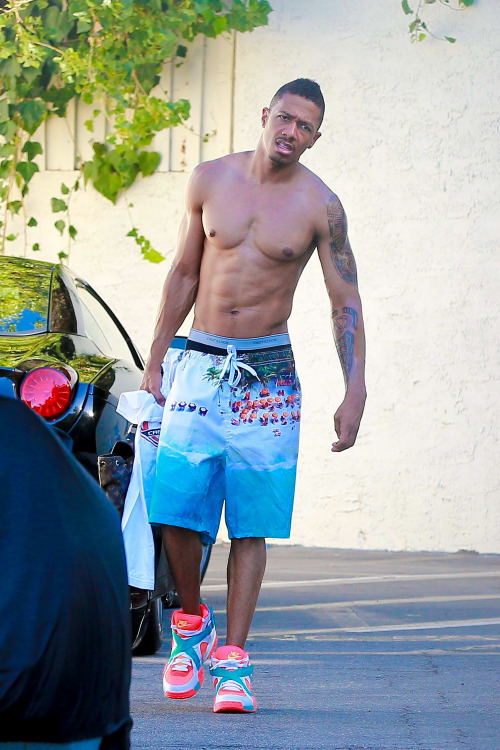 celebritiesofcolor:  Nick Cannon at a gym porn pictures