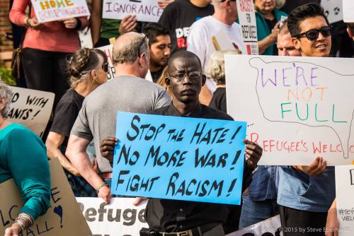 fuckyeahmarxismleninism:  Stone Mountain, Georgia: ‘Welcome to Georgia’ Rally in Solidarity with Refugees and Immigrants, December 12, 2015.Photos by Steve Eberhardt