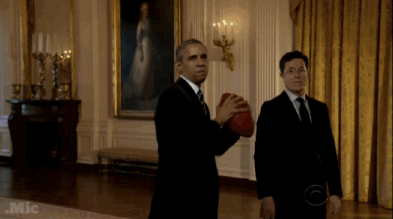 withallduedisrespect:  micdotcom:  Watch: President Obama’s surprise appearance